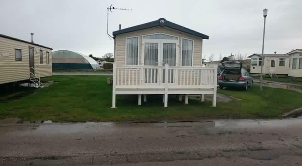 Presthaven Sands Holiday Park 3 And 2 Bed Caravans Prestatyn Buitenkant foto